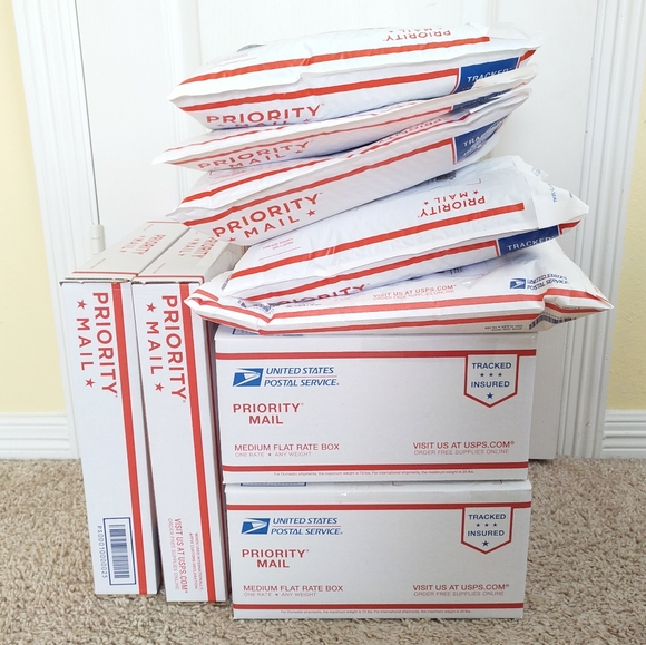 Meet Your Stylist! - Picture 4 of 4